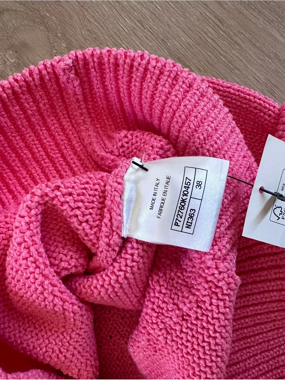 CHANEL Hot Pink Cropped Crewneck Sweater